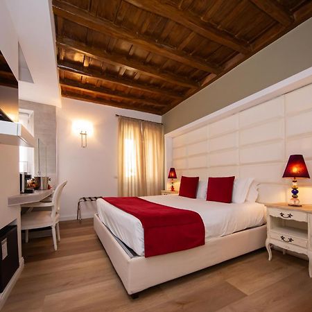 Town House Spagna- Luxury Rooms With Jacuzzi Bath Rome Luaran gambar