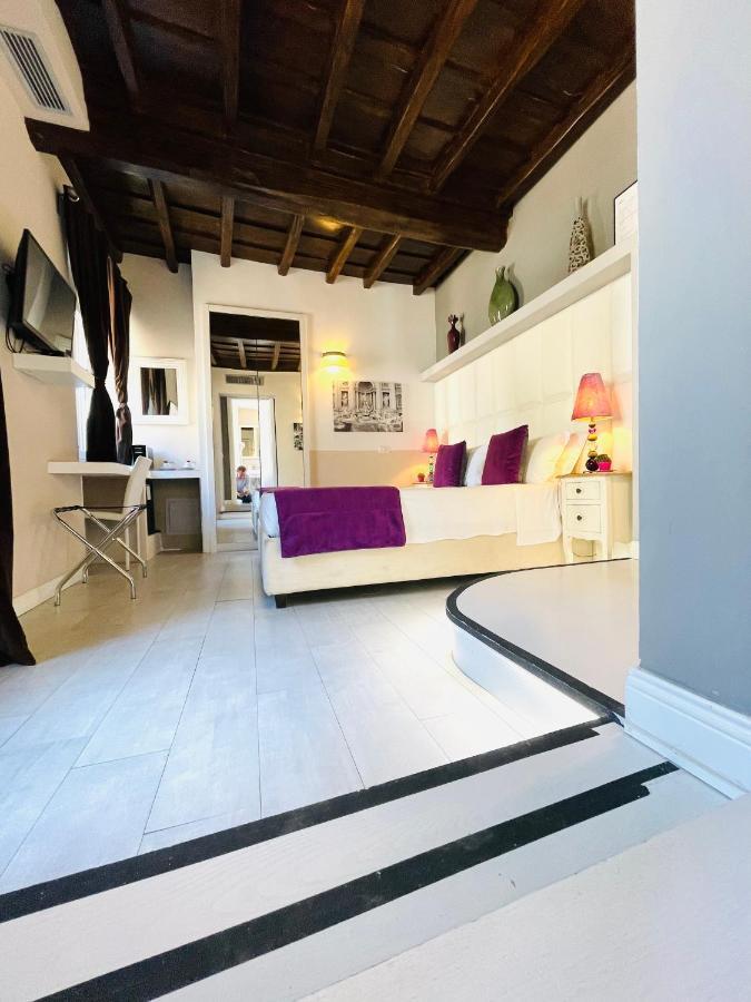 Town House Spagna- Luxury Rooms With Jacuzzi Bath Rome Luaran gambar