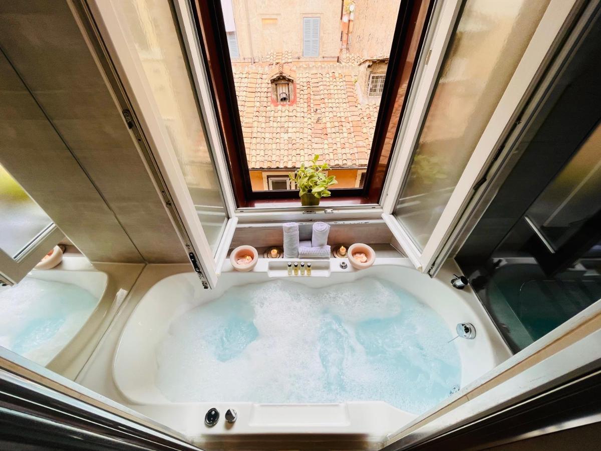 Town House Spagna- Luxury Rooms With Jacuzzi Bath Rome Luaran gambar