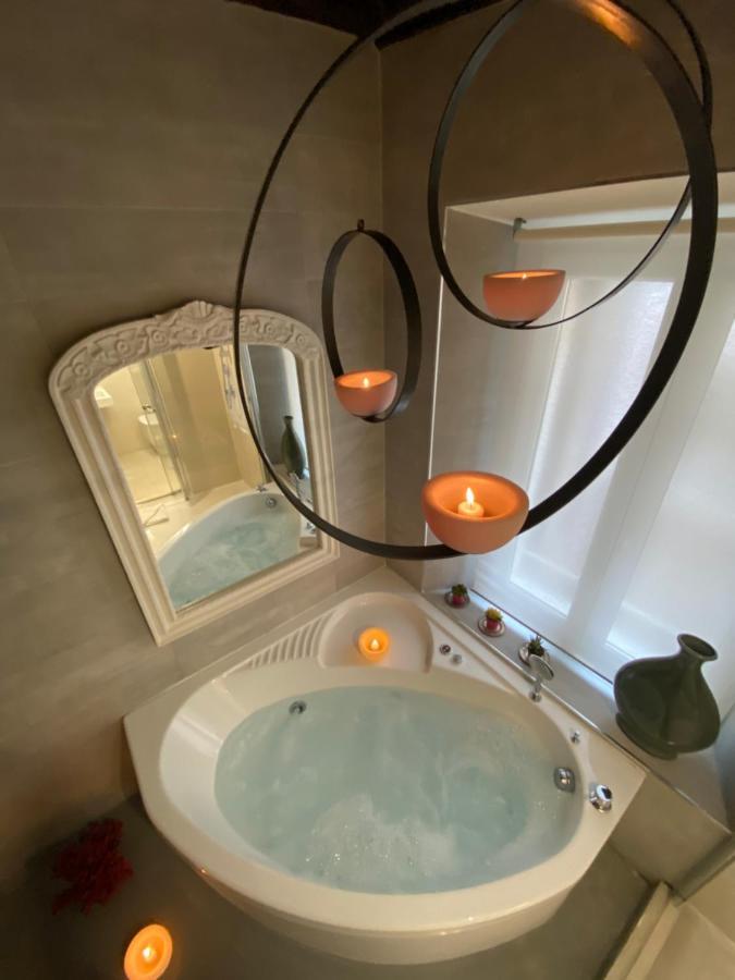 Town House Spagna- Luxury Rooms With Jacuzzi Bath Rome Luaran gambar