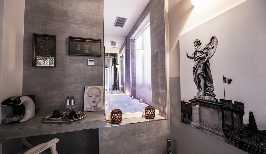 Town House Spagna- Luxury Rooms With Jacuzzi Bath Rome Luaran gambar